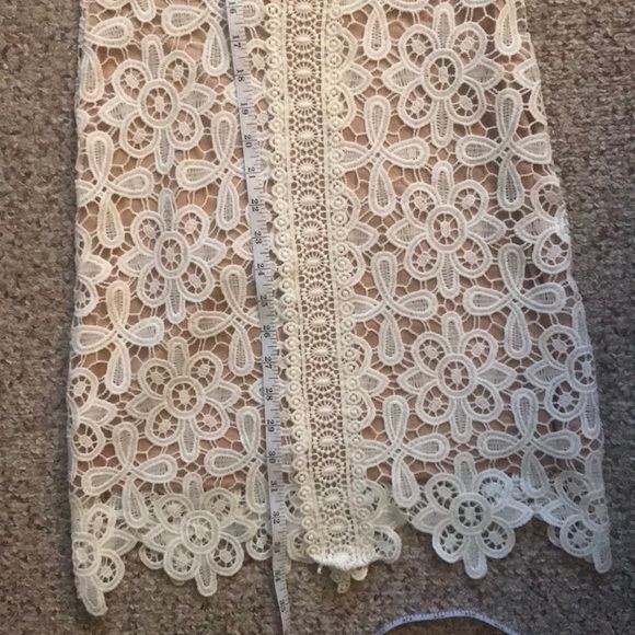 Crochet & Mesh Body con Dress - Picture 6 of 7